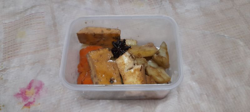 低碘料理~滷蛋白馬鈴薯(只有成品照)