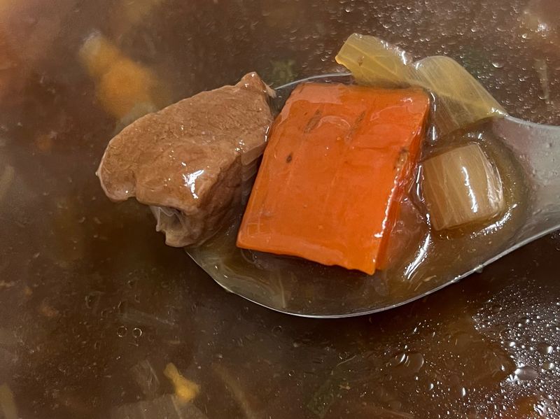 滷牛腩