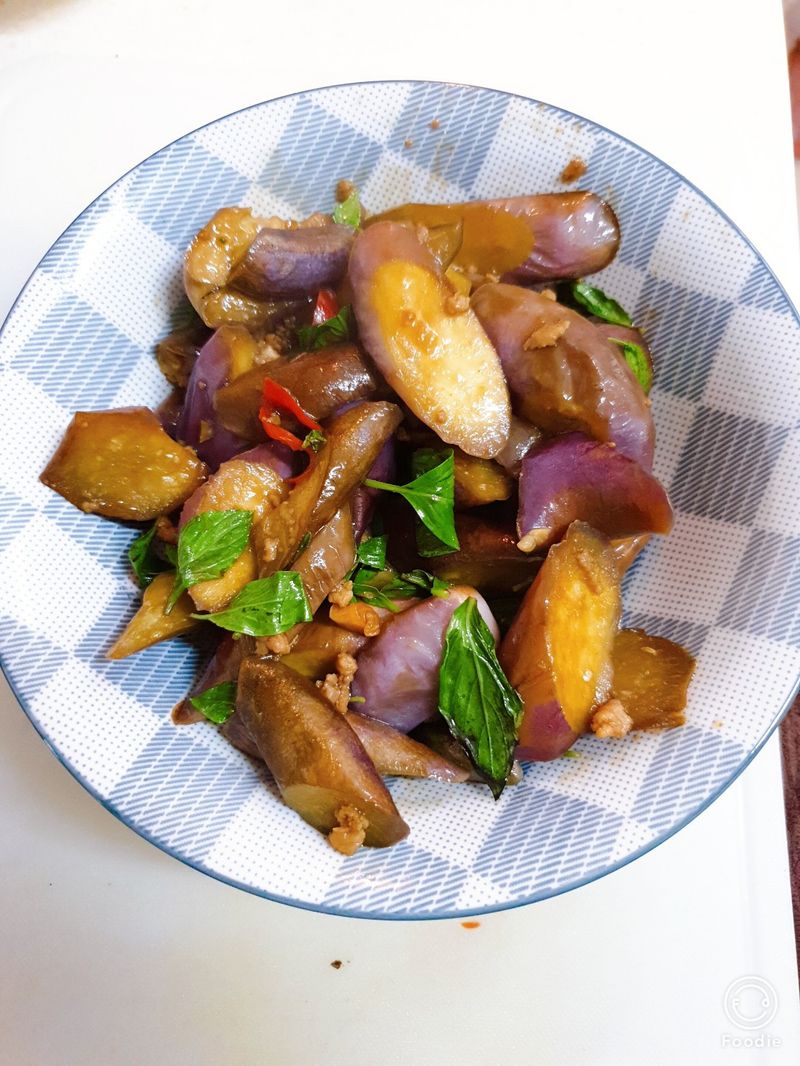 塔香肉末茄子