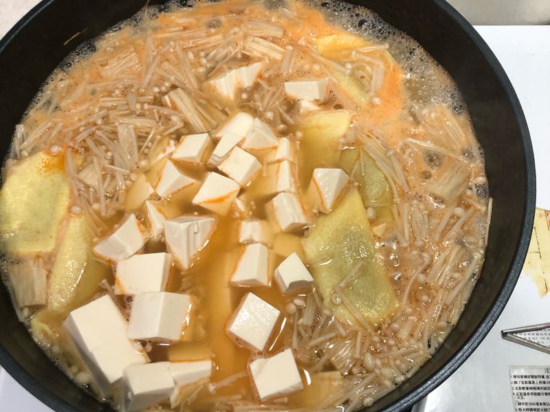 鮮蝦豆腐鍋