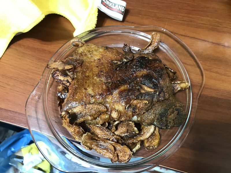 麻油薑乒雞腿