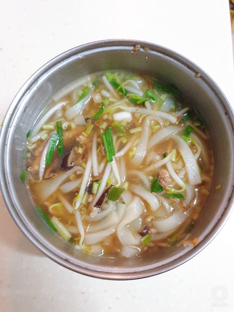 客家湯粄條