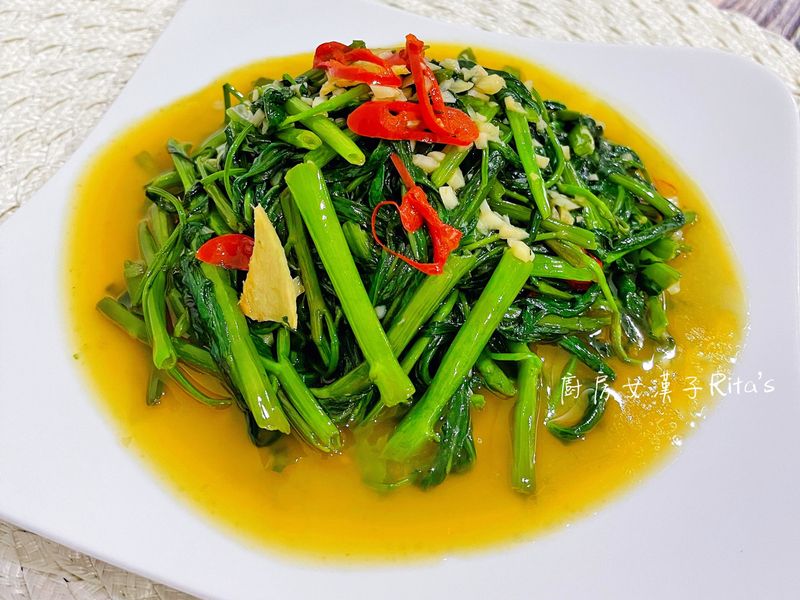 麻油炒空心菜