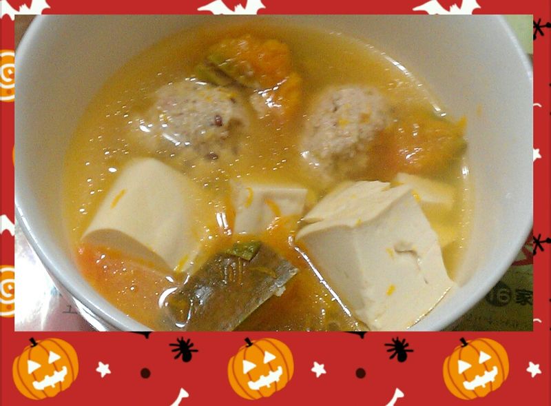 南瓜豆腐雞肉丸湯
