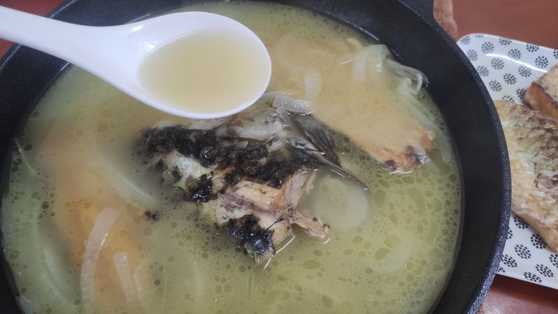 慢燉細熬洋蔥烏魚殼暖胃湯