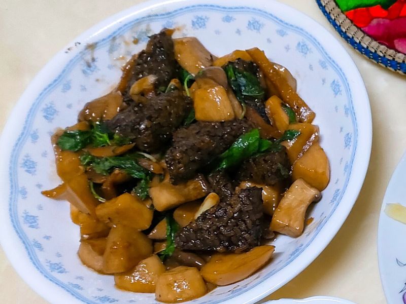 三杯杏鮑菇米血