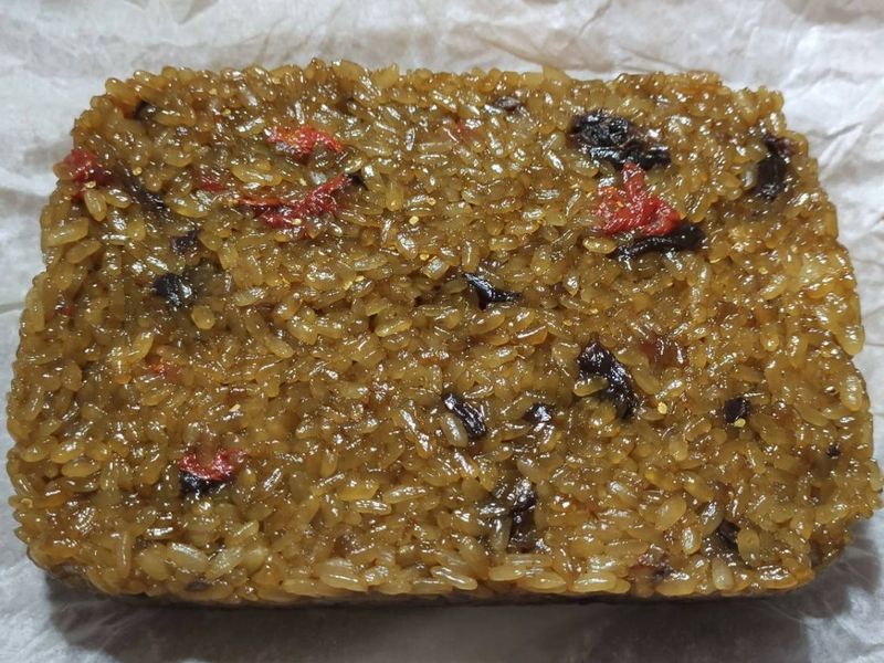 古早味黑糖桂圓米糕