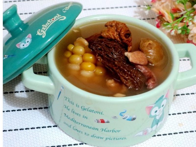 羊肚菌姬松茸栗子紅蘿蔔素湯