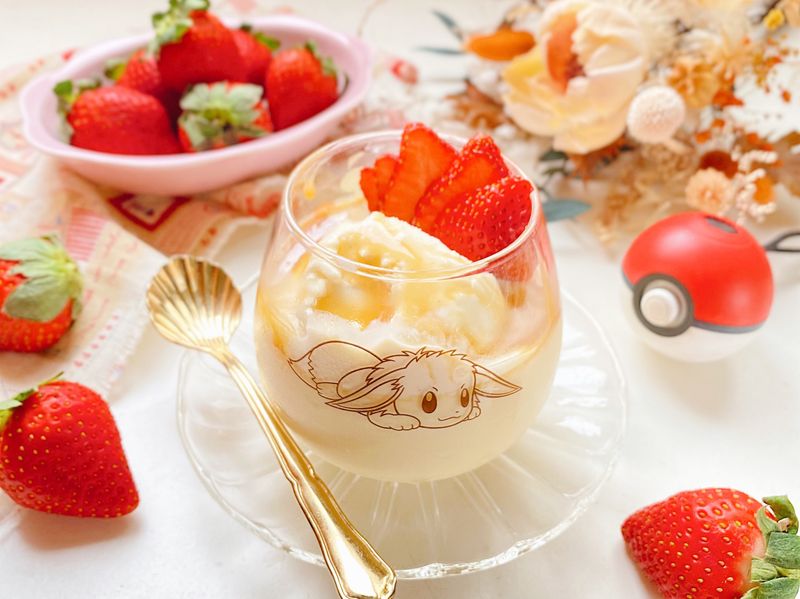 伊布²丁★草莓鮮奶布丁🍮