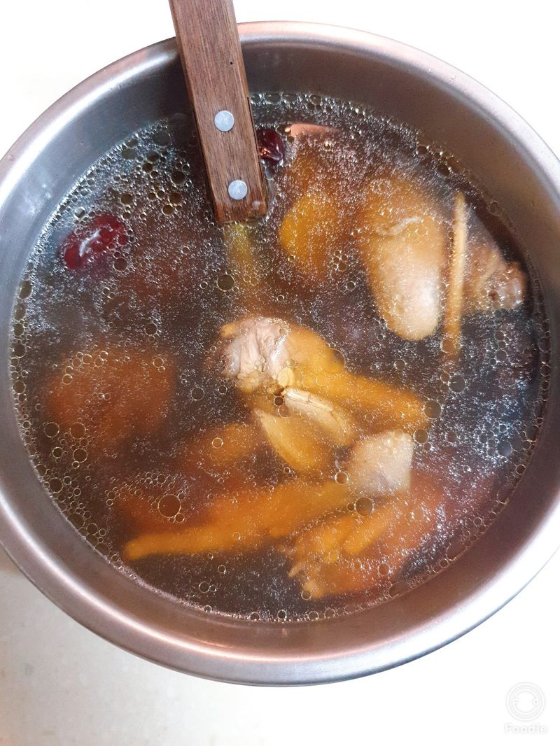 人蔘香菇雞湯