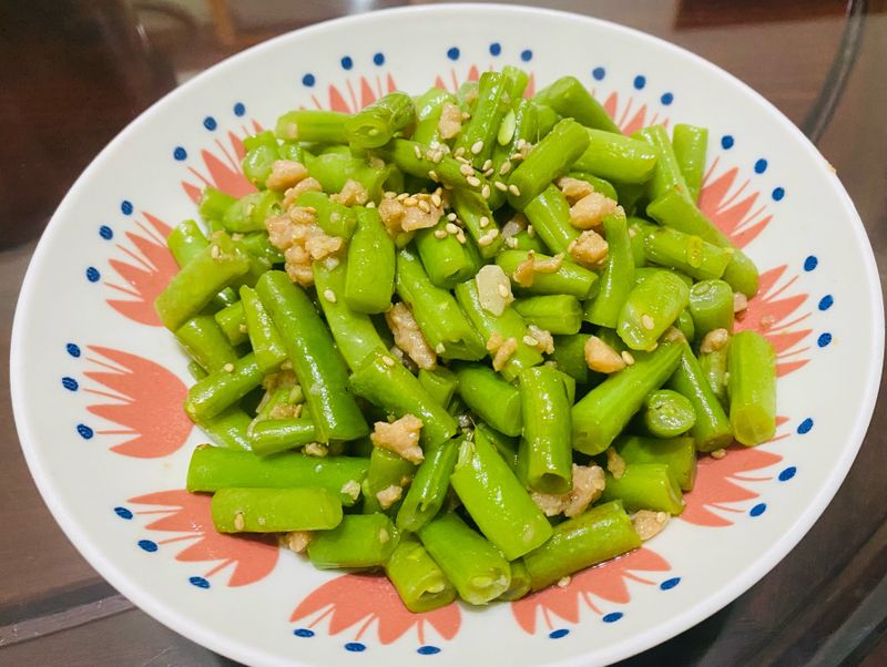 新豬肉炒敏豆兒