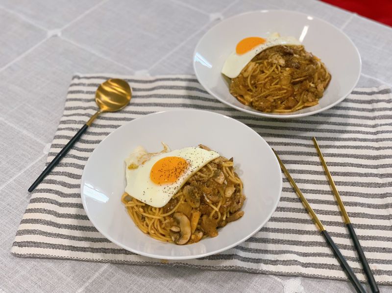 黑胡椒鐵板麵