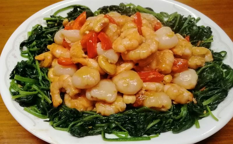 荔枝蝦佐菠菜