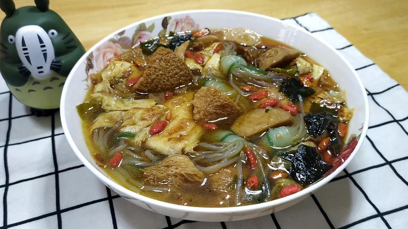 全聯懶人料理~超簡單純素麻油雞湯