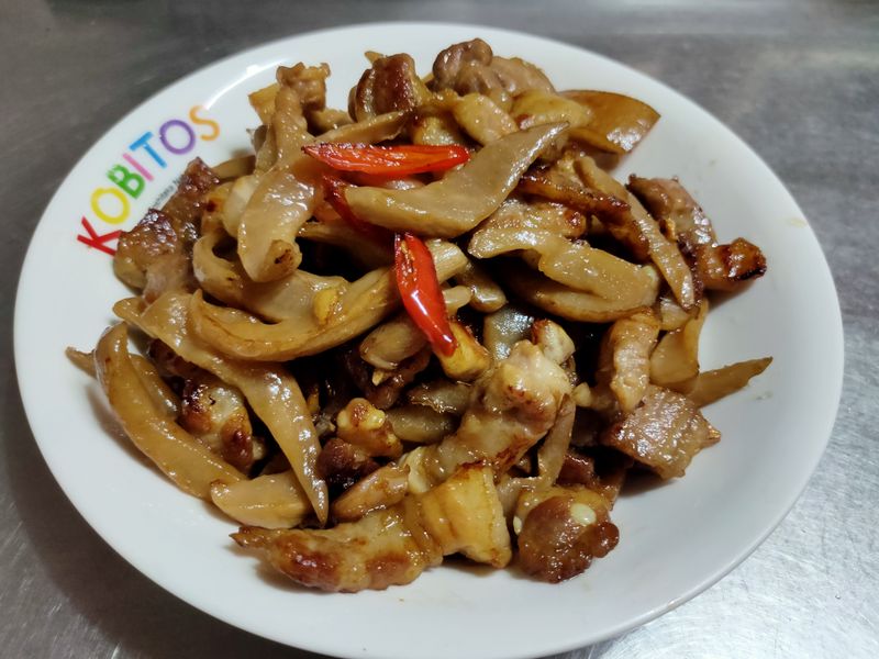 菜脯炒五花肉