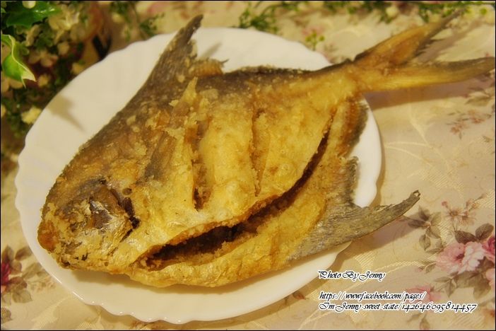 香酥白鯧魚