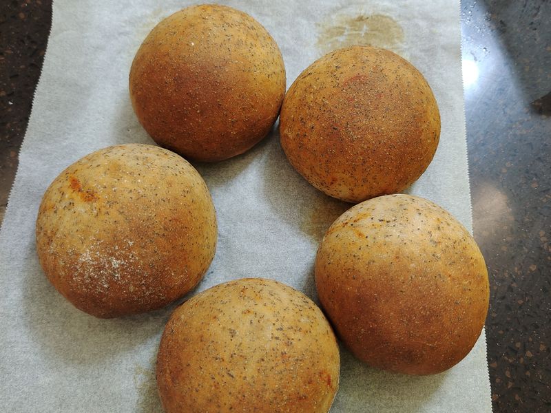 泰式奶茶麻糬爆漿餐包