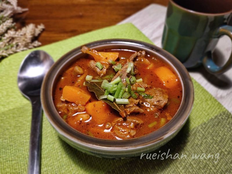 羅宋湯(萬用鍋料理)
