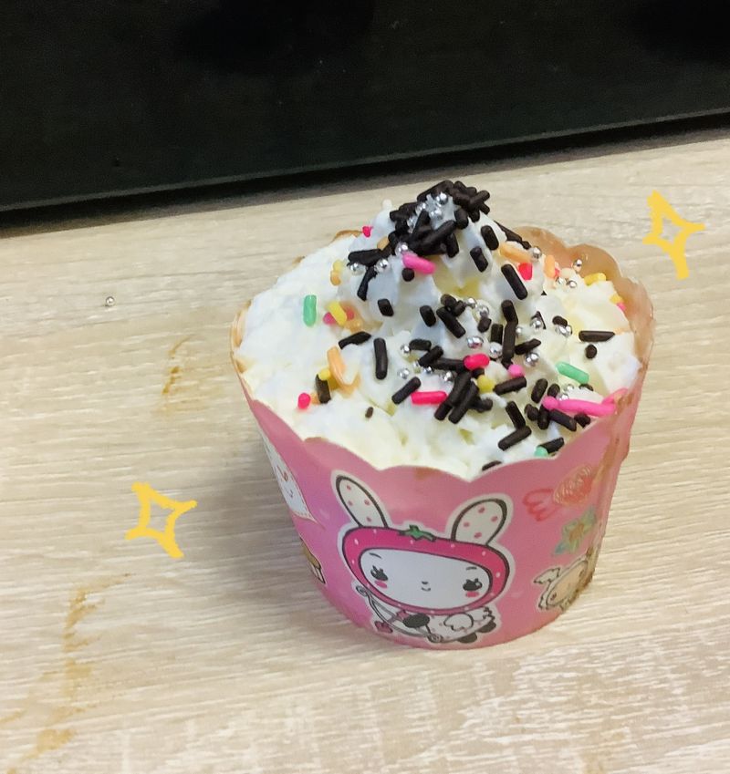 士多啤梨紙杯蛋糕🧁