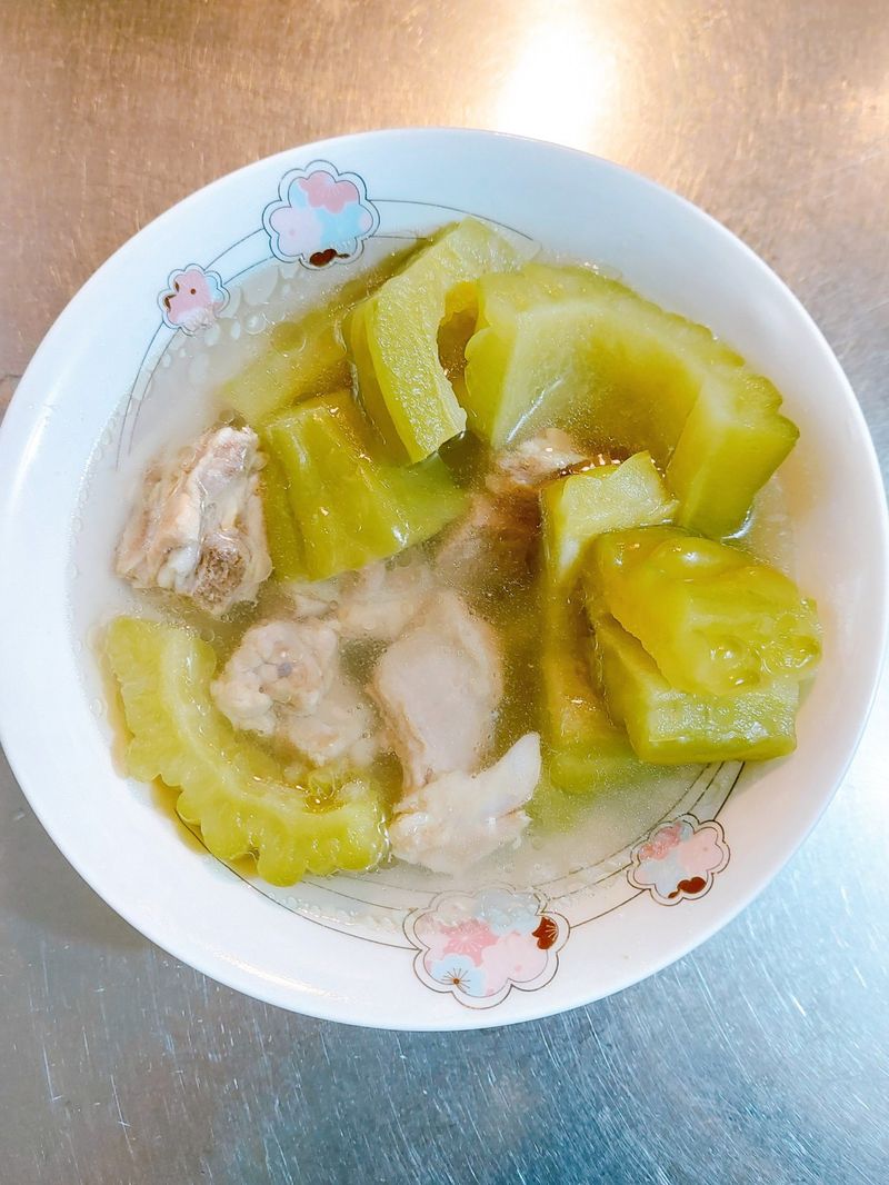 苦瓜排骨湯