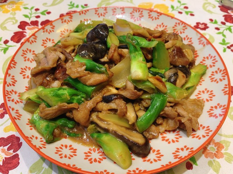 娃娃菜炒肉片