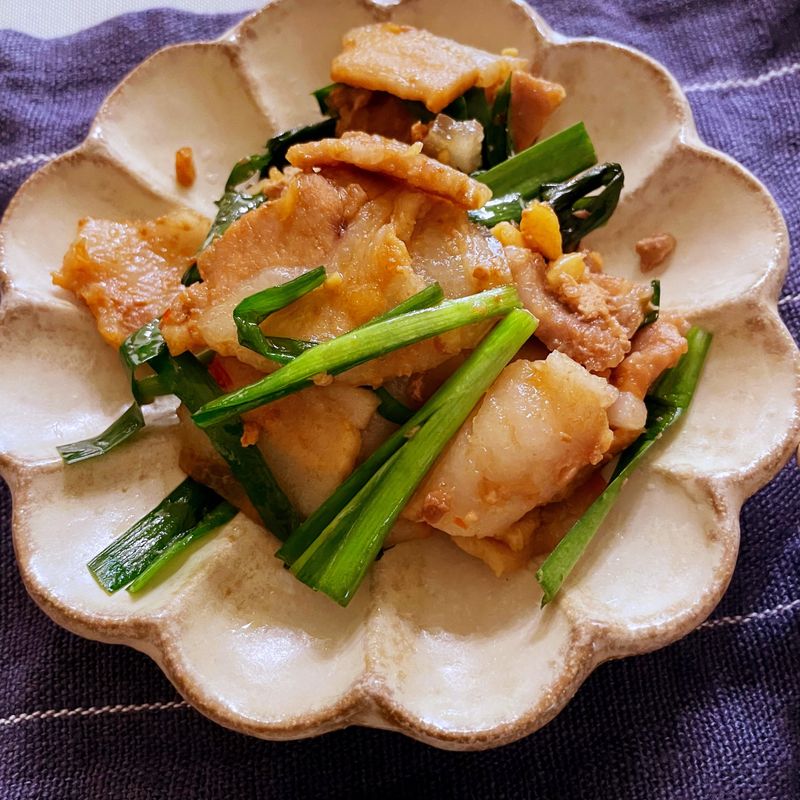 韭菜炒五花肉
