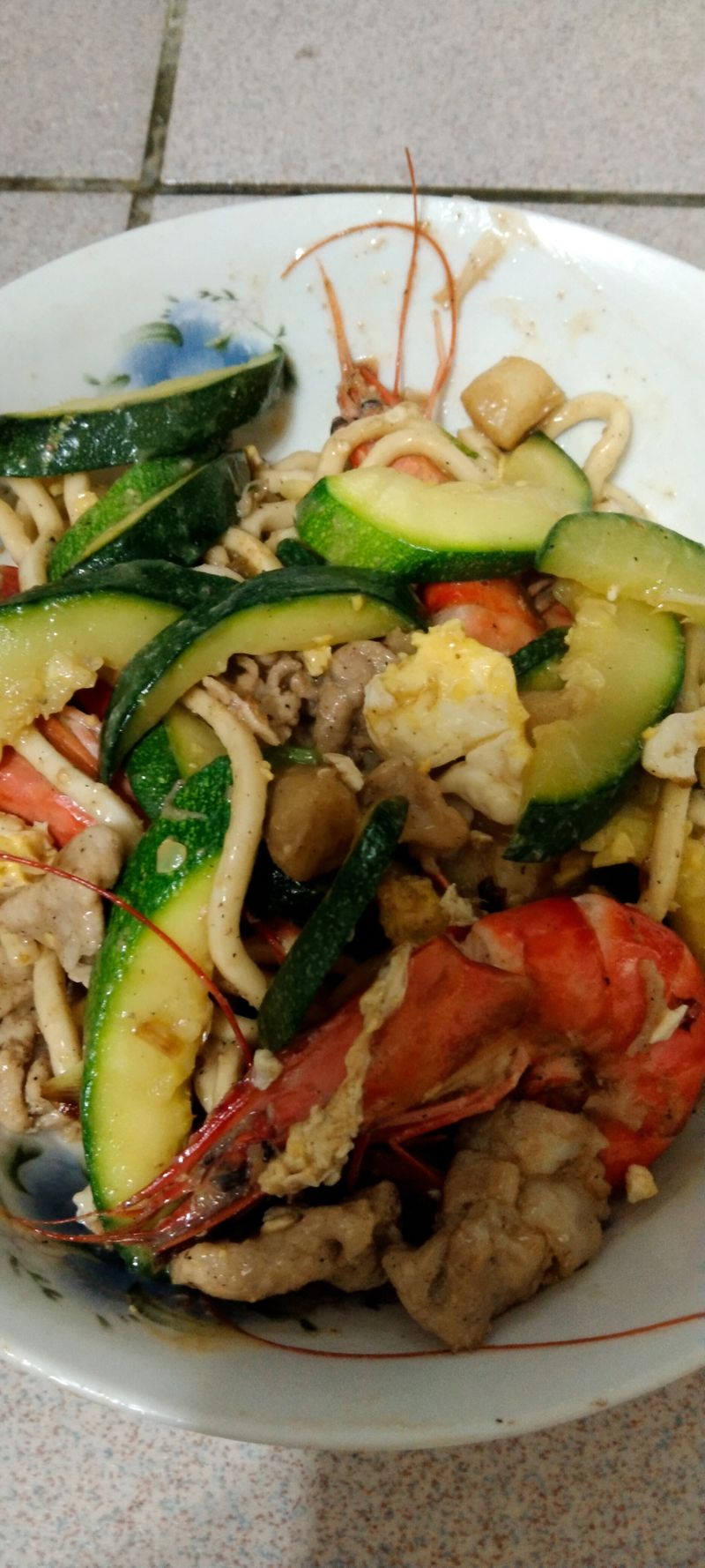 櫛瓜海鮮炒麵