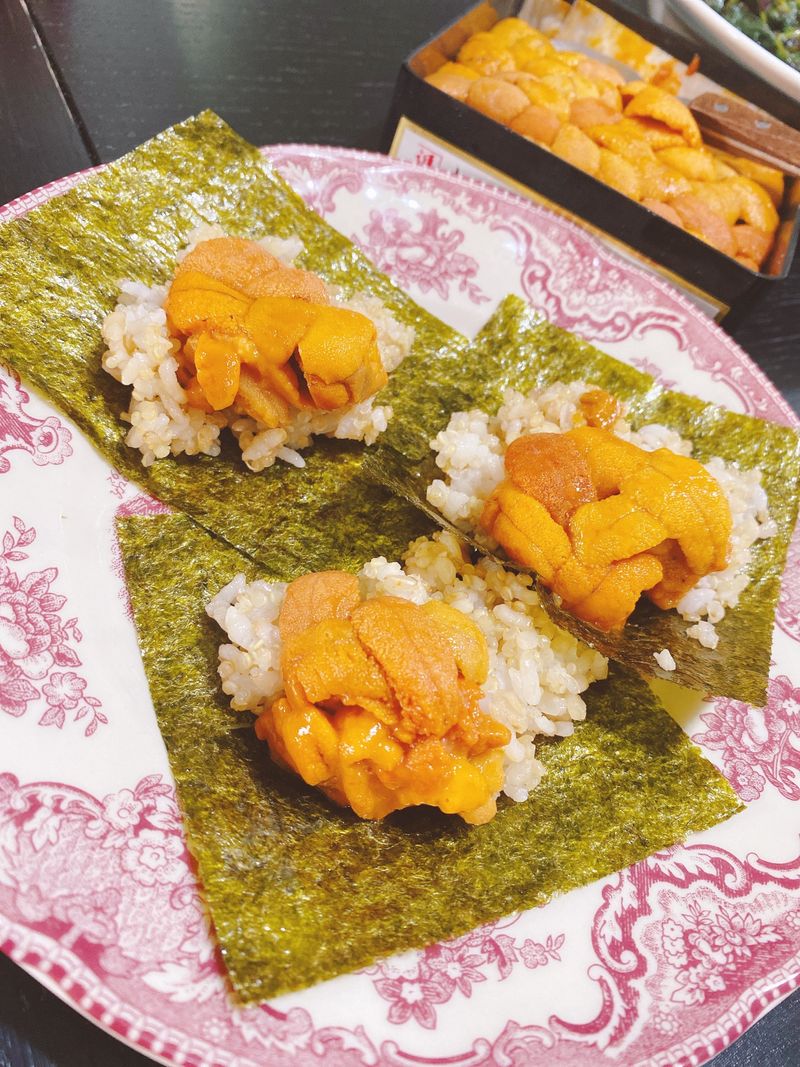 糙米藜麥海膽醋飯