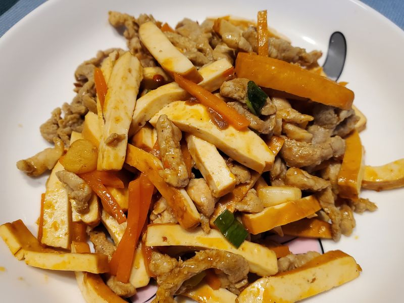 豆干肉絲炒