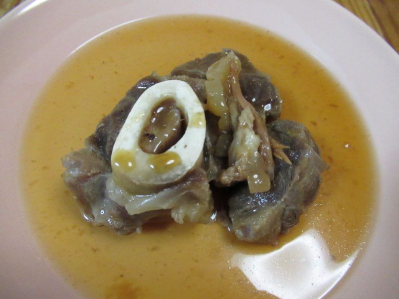 滷帶骨骨髓仔牛腱肉