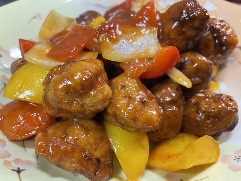 咕咾肉(粵)