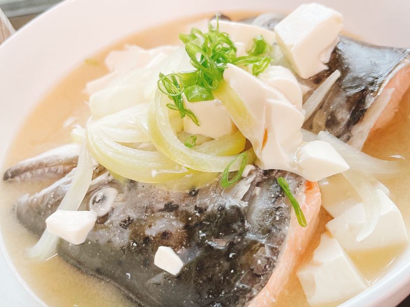 味噌魚頭湯