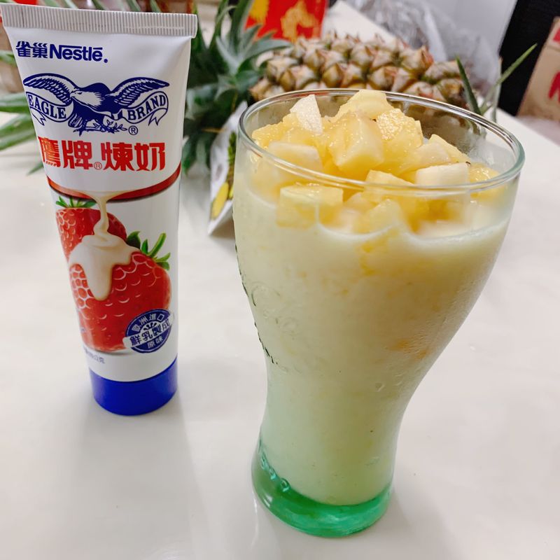 煉奶水果冰沙