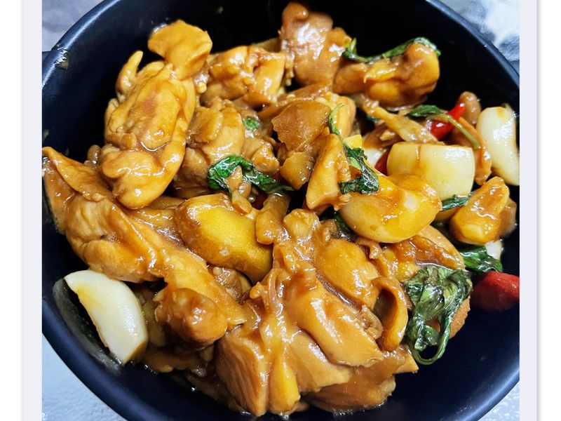 白飯殺手~三杯雞🐔