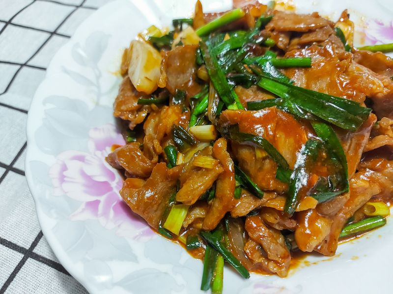 韓式辣炒韭菜豬肉︱一鍋到底超簡單