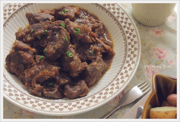 [Yun。在廚房]番茄燉牛肉
