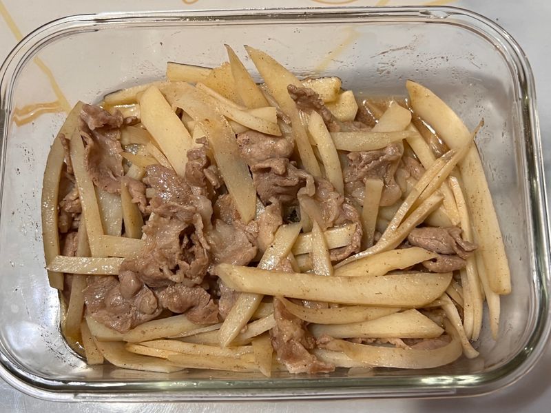 馬鈴薯炒肉😍