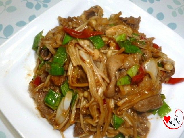 [龜甲萬樂享醍醐味]金針菇炒羊肉