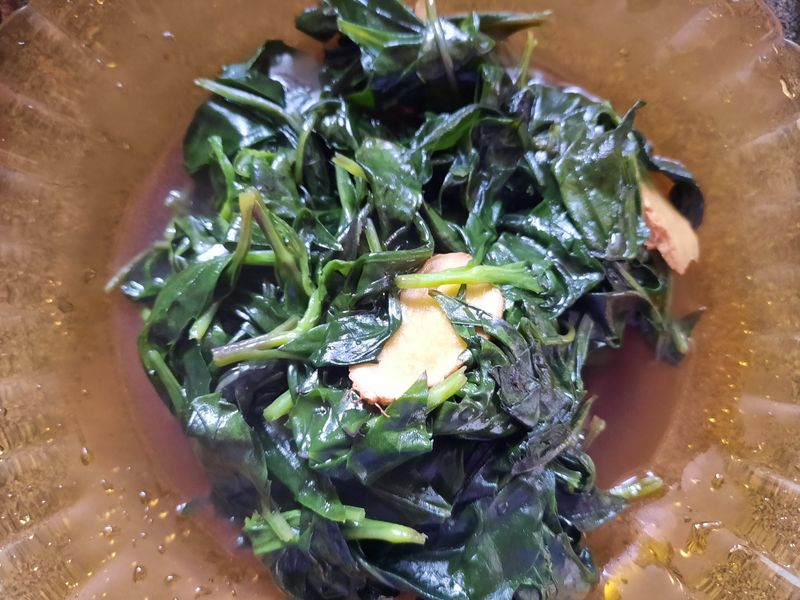 炒紅鳳菜