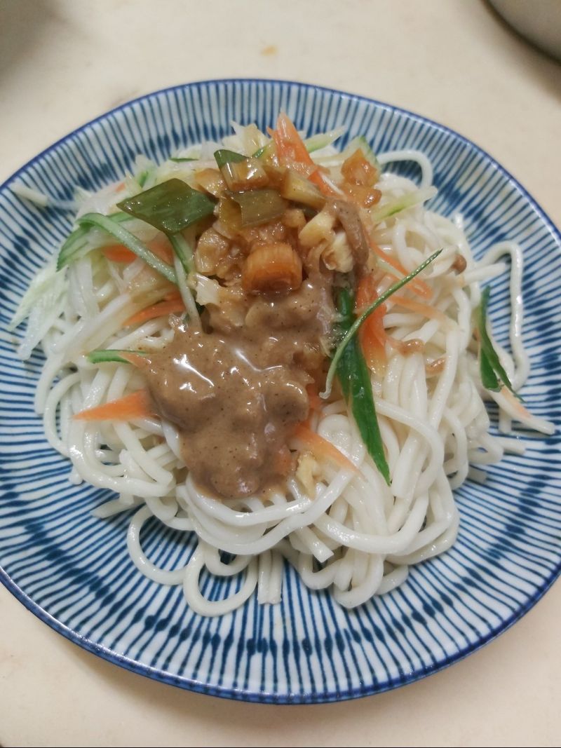 夏滋味~紅油涼麵