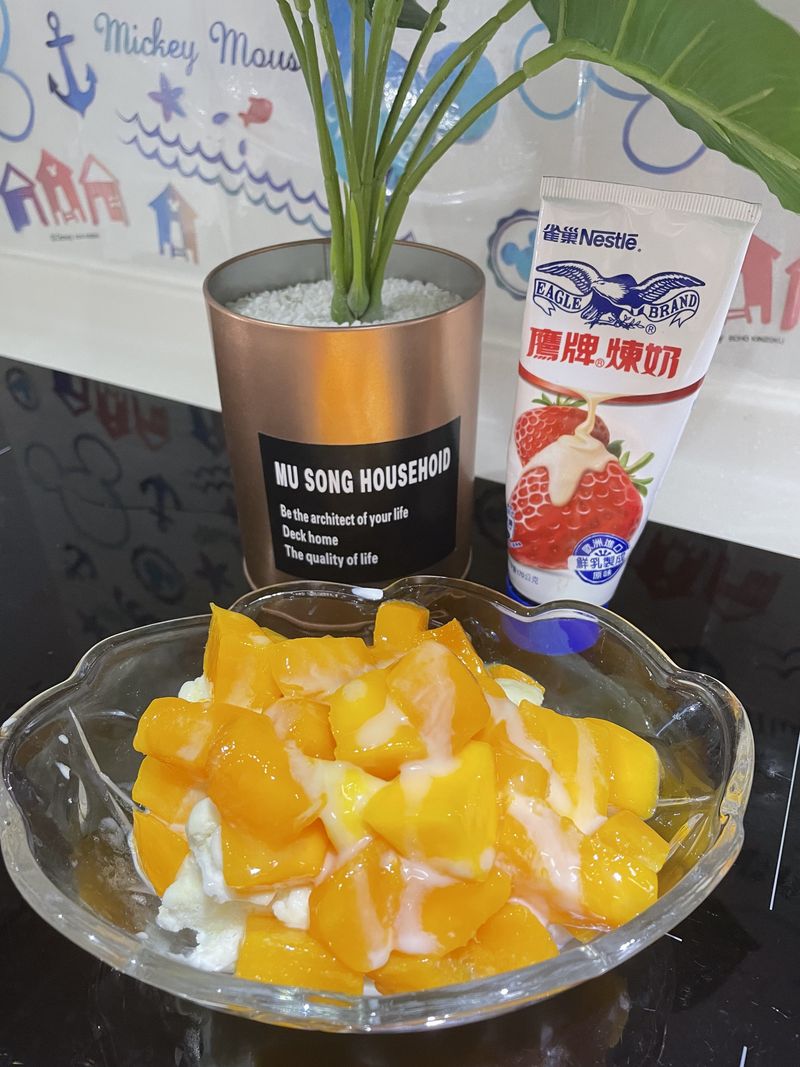 煉奶芒果冰