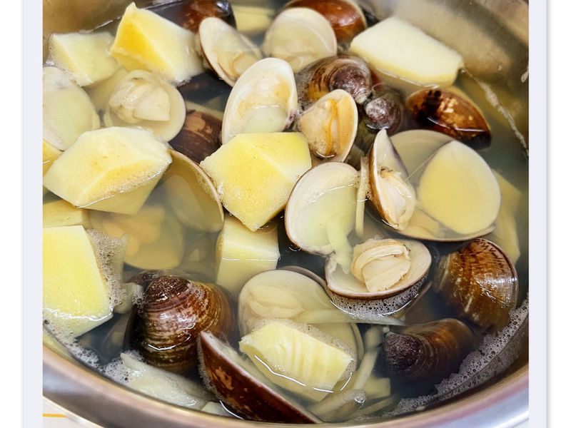 零廚藝夏日湯品~鮮筍蛤蠣湯