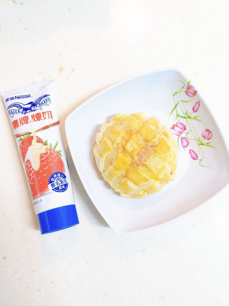 小巧菠蘿麵包