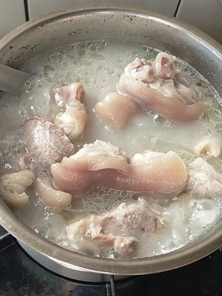 四神豬腳湯