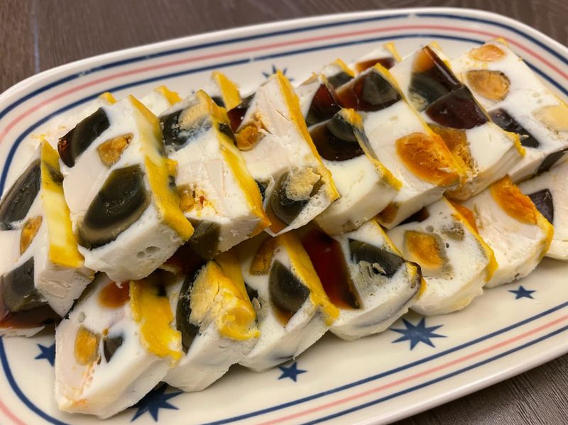 三色混蛋(皮蛋、鹹蛋、雞蛋大集合)