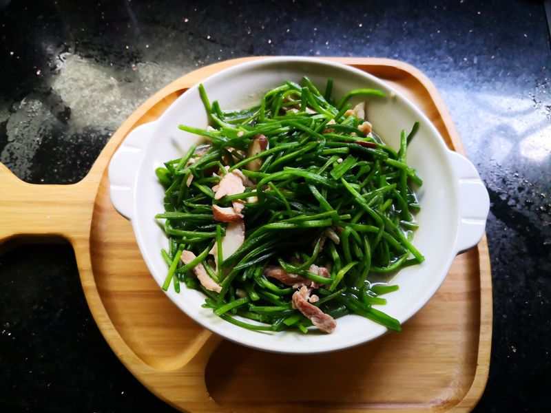 清炒肉絲水蓮