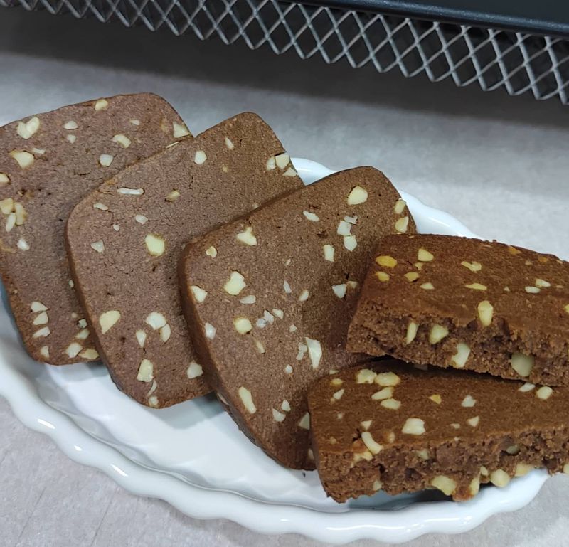 可可杏仁角餅乾