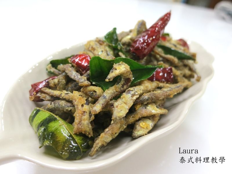 ♦泰泰風♦泰國口味的零嘴..魚香酥炸萊姆葉