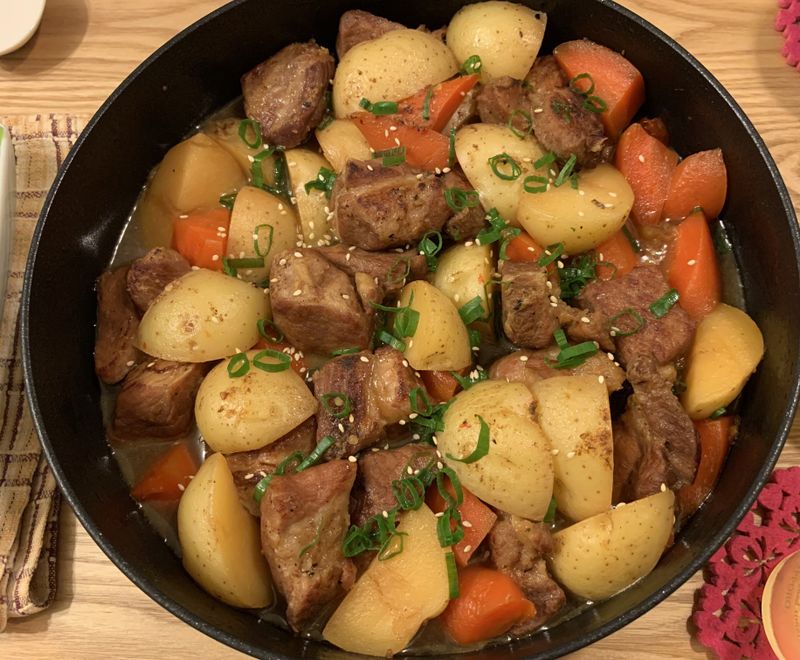 紅蘿蔔馬鈴薯燉肉