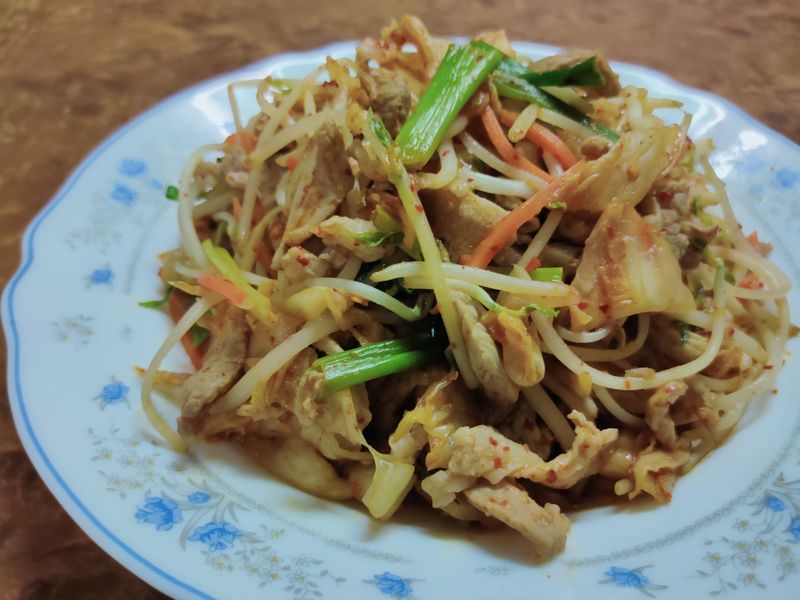 泡菜炒豬肉
